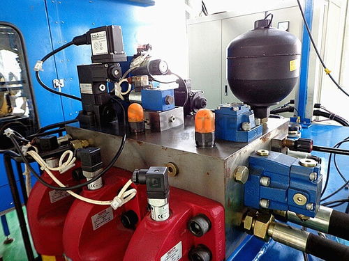 工程機械液壓系統 報價解析、知名廠家與液壓元件制造全攻略